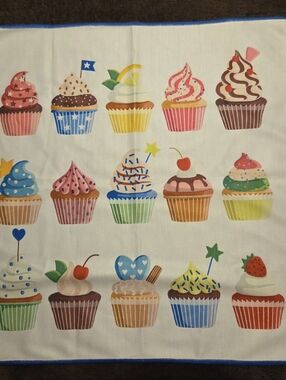 NORWEX Brand New! Cupcake Birthday Celebration Window Cloth